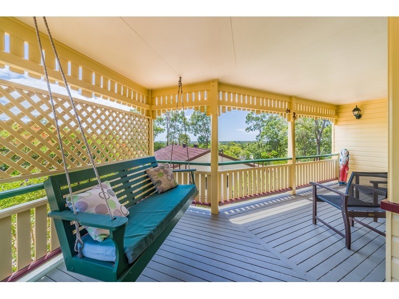 28 Tamworth Drive, Helensvale QLD 4212