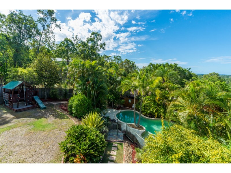 7 Highvale Drive, Helensvale QLD 4212