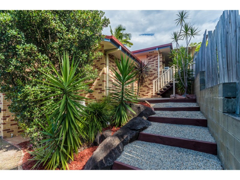 7 Highvale Drive, Helensvale QLD 4212