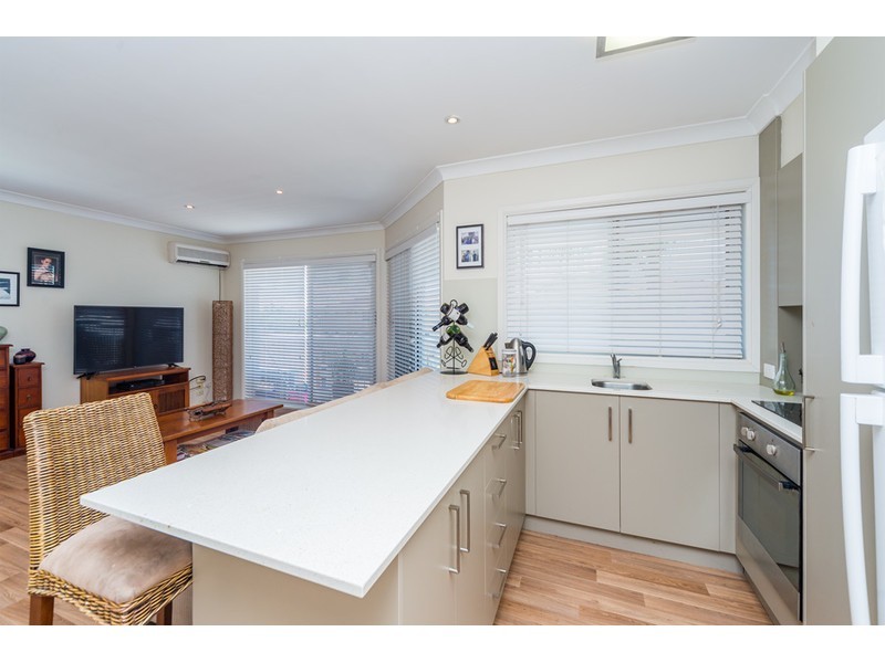 6/8 Madang Crescent, Runaway Bay QLD 4216