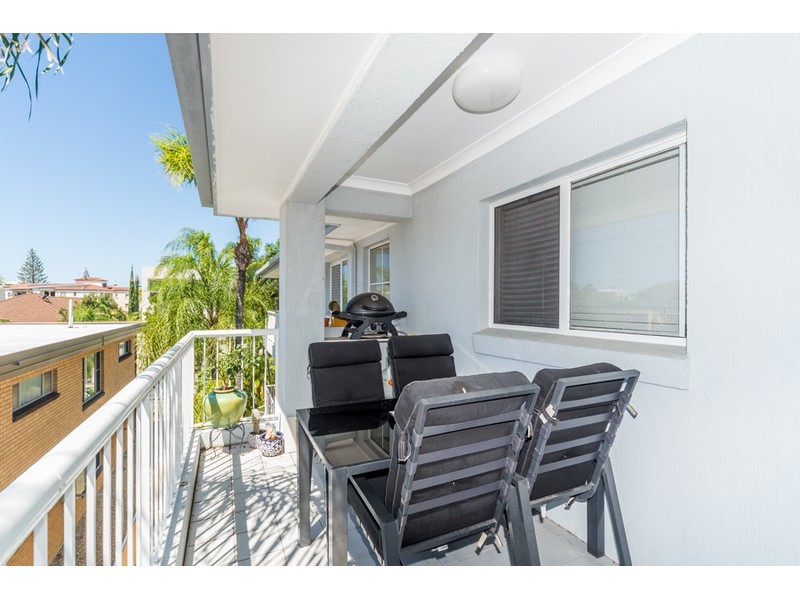 6/8 Madang Crescent, Runaway Bay QLD 4216