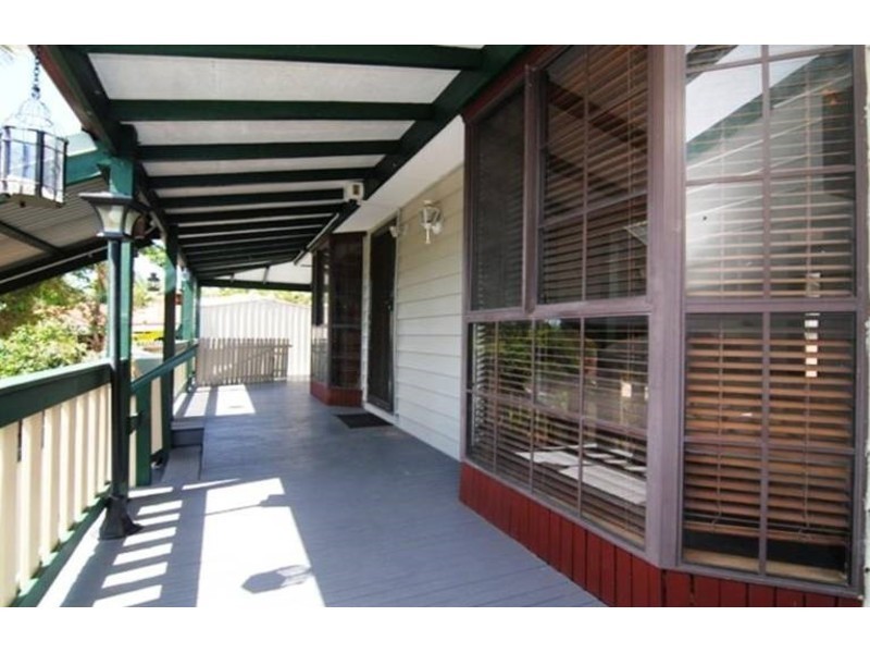 18 Robe Court, Helensvale QLD 4212