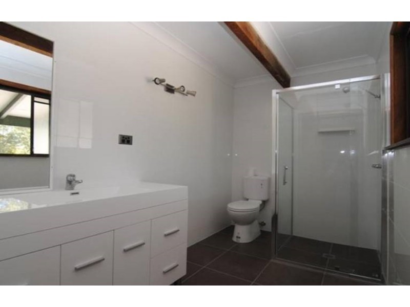 18 Robe Court, Helensvale QLD 4212