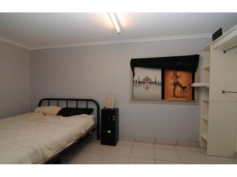 18 Robe Court, Helensvale QLD 4212