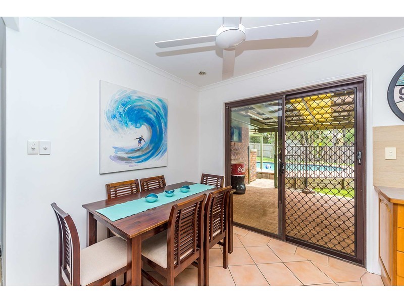 11 Riverstone Road, Helensvale QLD 4212