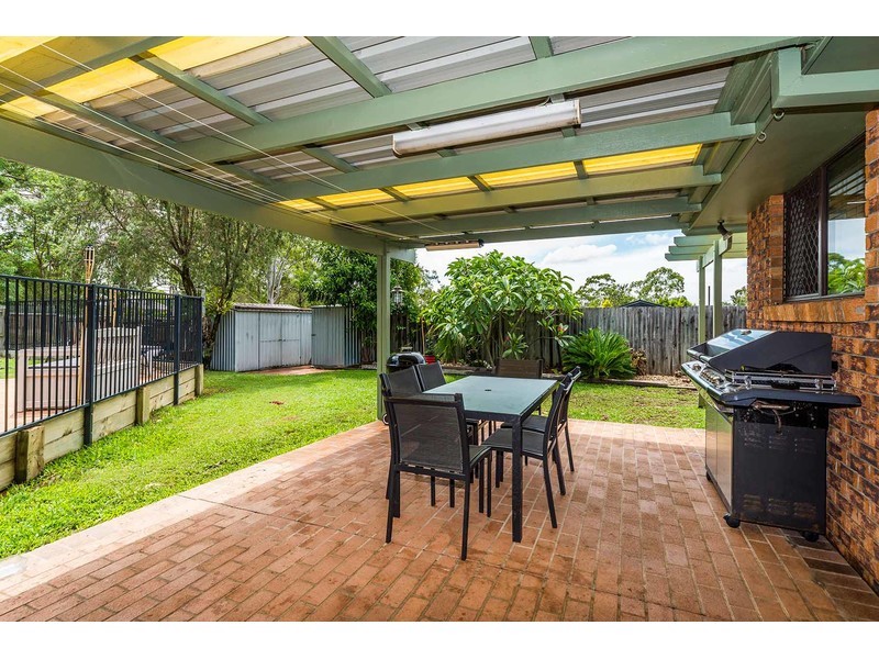 11 Riverstone Road, Helensvale QLD 4212
