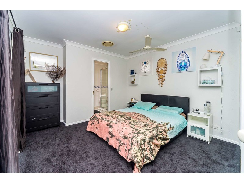 12 Pacific Pines Boulevard, Pacific Pines QLD 4211