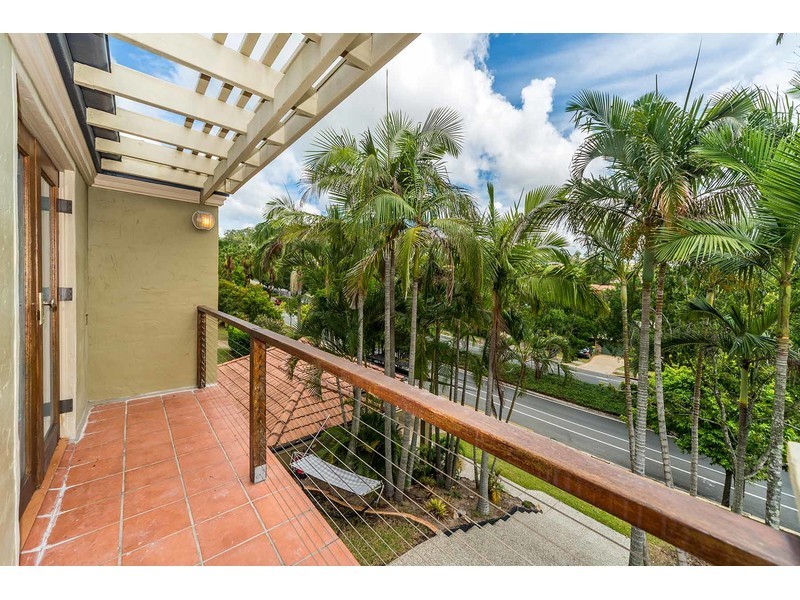 12 Pacific Pines Boulevard, Pacific Pines QLD 4211