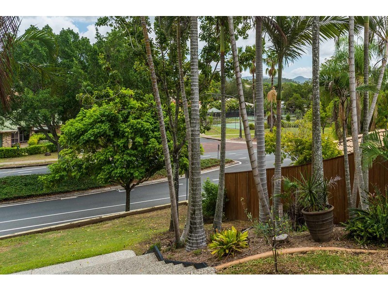 12 Pacific Pines Boulevard, Pacific Pines QLD 4211