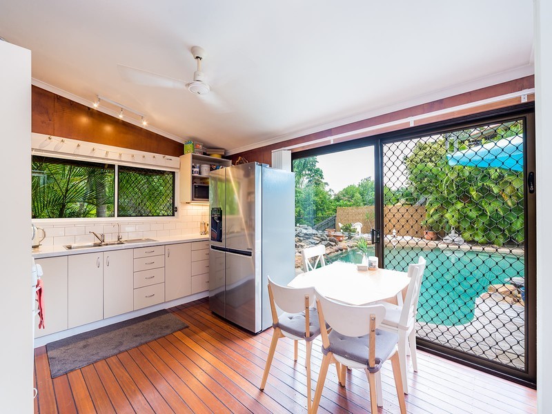 12 Bairnsdale Court, Helensvale QLD 4212