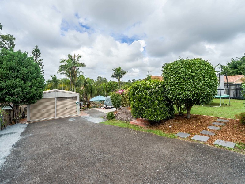 12 Bairnsdale Court, Helensvale QLD 4212