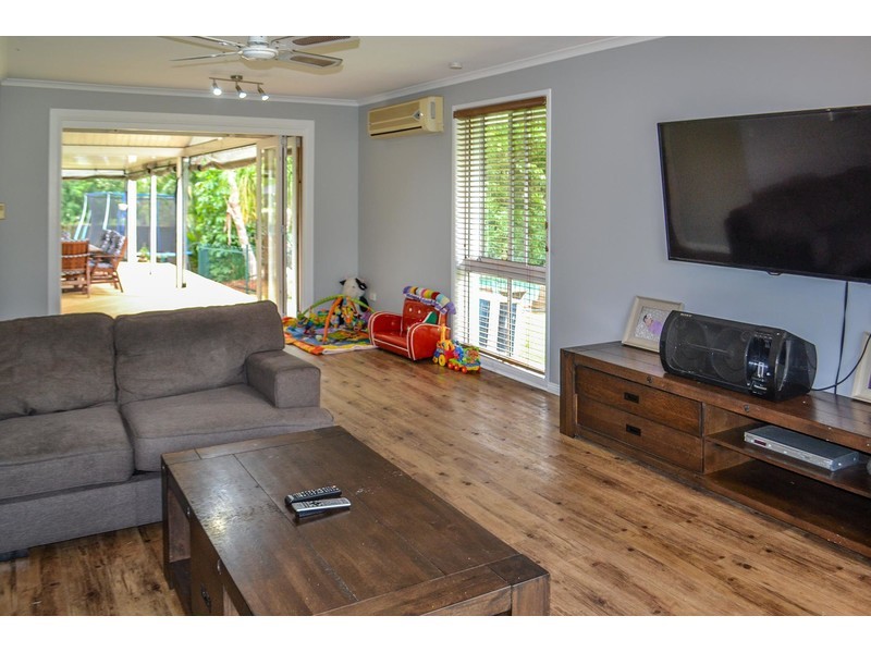 6 Mundulla Place, Helensvale QLD 4212