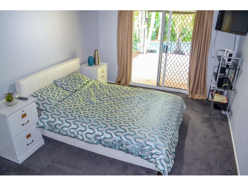 6 Mundulla Place, Helensvale QLD 4212