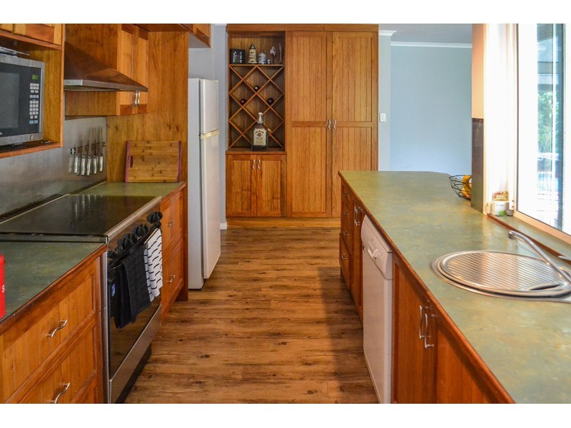 6 Mundulla Place, Helensvale QLD 4212