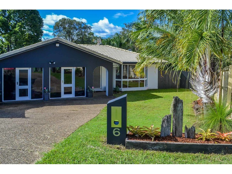 6 Mundulla Place, Helensvale QLD 4212