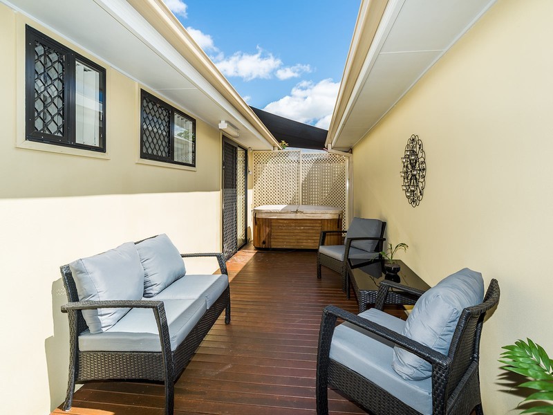 1/20 Fitzpatrick Street, Upper Coomera QLD 4209