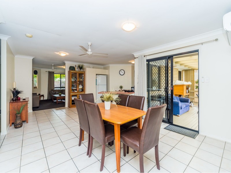 7 Duror Street, Pacific Pines QLD 4211