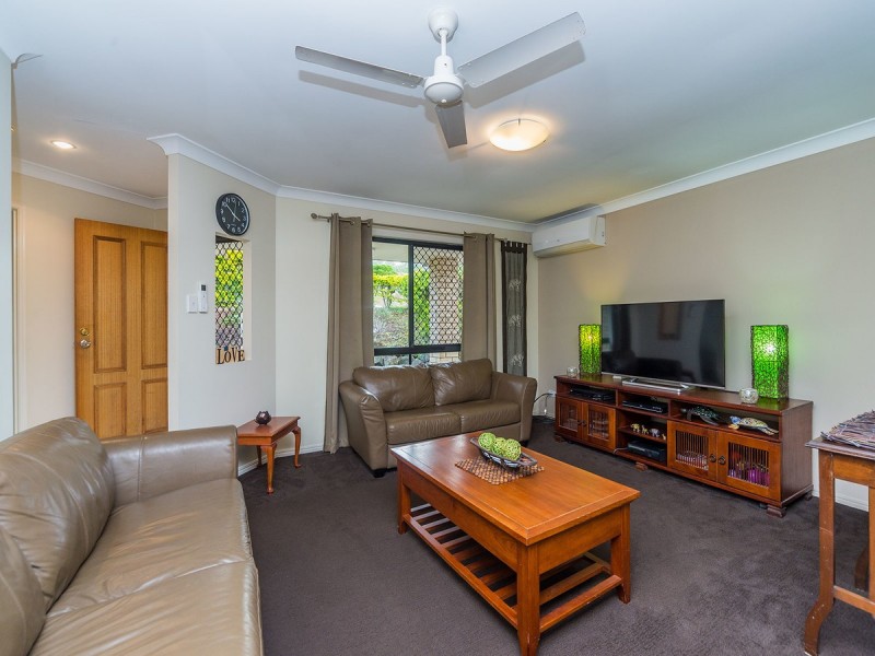 7 Duror Street, Pacific Pines QLD 4211