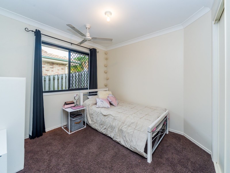 7 Duror Street, Pacific Pines QLD 4211