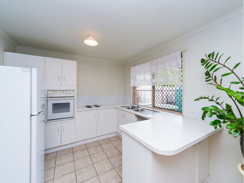 1/6 Oscar Court, Oxenford QLD 4210