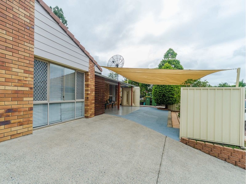 1/6 Oscar Court, Oxenford QLD 4210