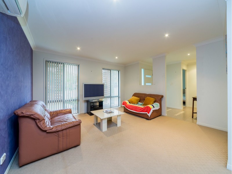 23 Hatutu Street, Pacific Pines QLD 4211