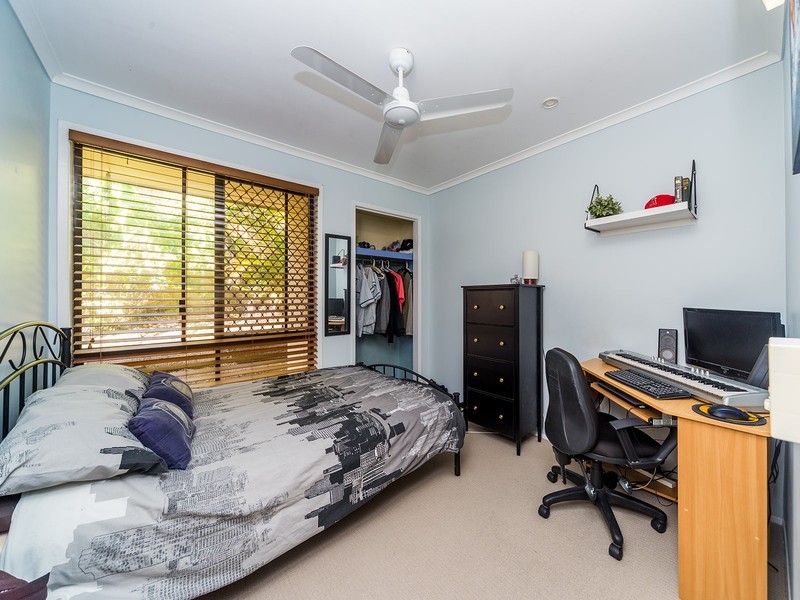 12 Renmark Court, Helensvale QLD 4212