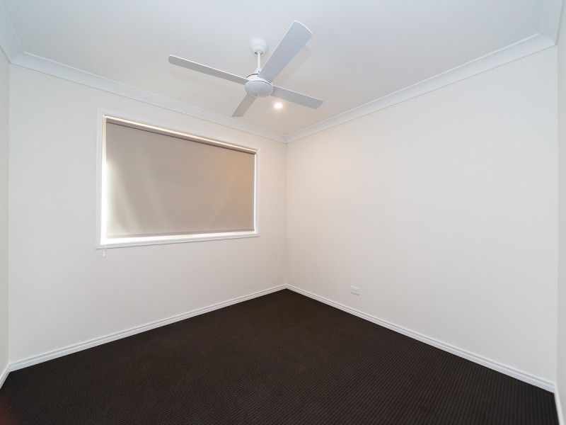 19 Papara Street, Pacific Pines QLD 4211