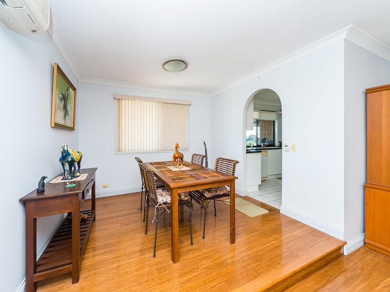 8 Atherton Court, Helensvale QLD 4212