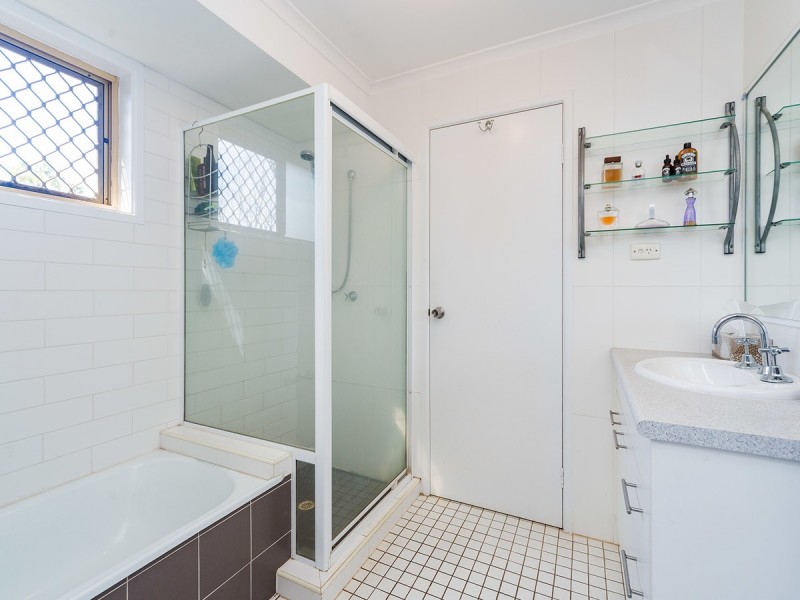 2/1 Hepburn Court, Oxenford QLD 4210