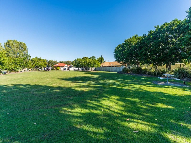 15 Bernini Drive, Coombabah QLD 4216