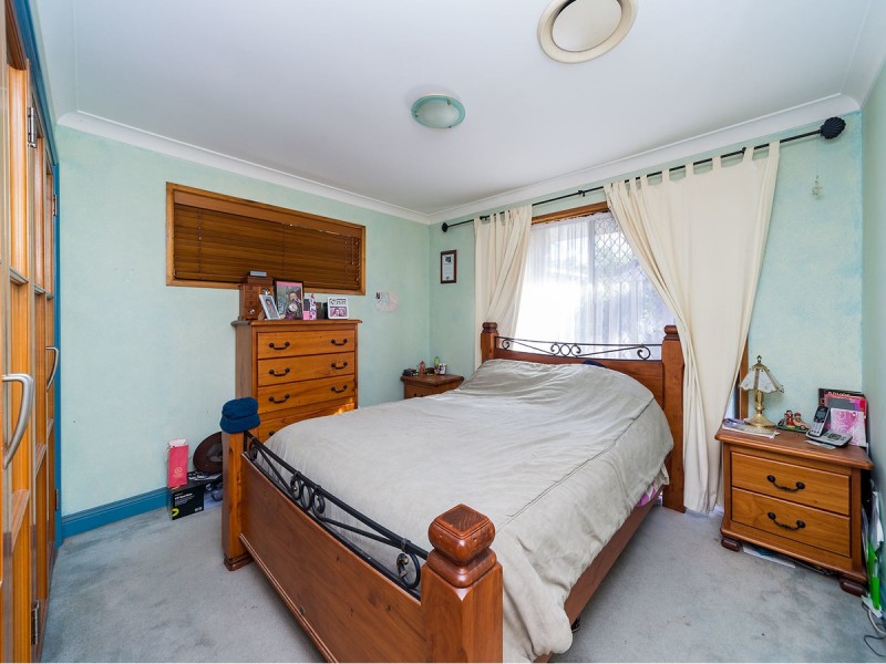 33 Dromana Crescent, Helensvale QLD 4212