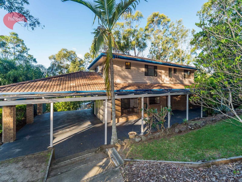 6 Nowra Court, Helensvale QLD 4212