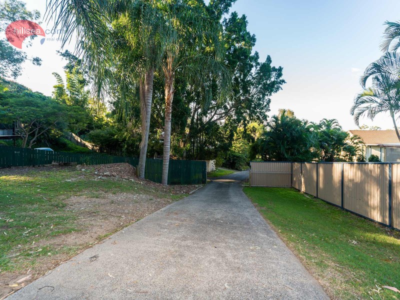 6 Nowra Court, Helensvale QLD 4212