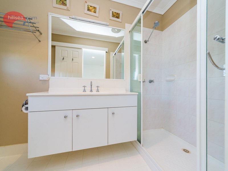 10 Greenwood Court, Helensvale QLD 4212