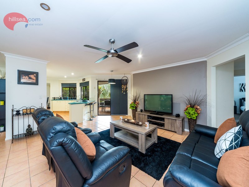 21 Santa Isobel Boulevard, Pacific Pines QLD 4211