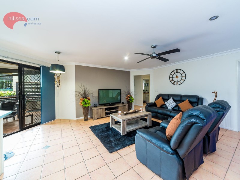 21 Santa Isobel Boulevard, Pacific Pines QLD 4211
