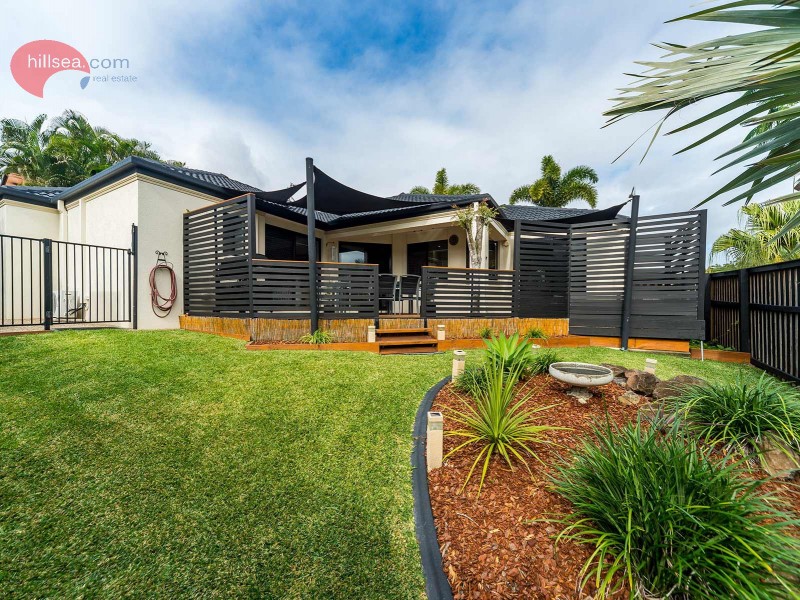 21 Santa Isobel Boulevard, Pacific Pines QLD 4211