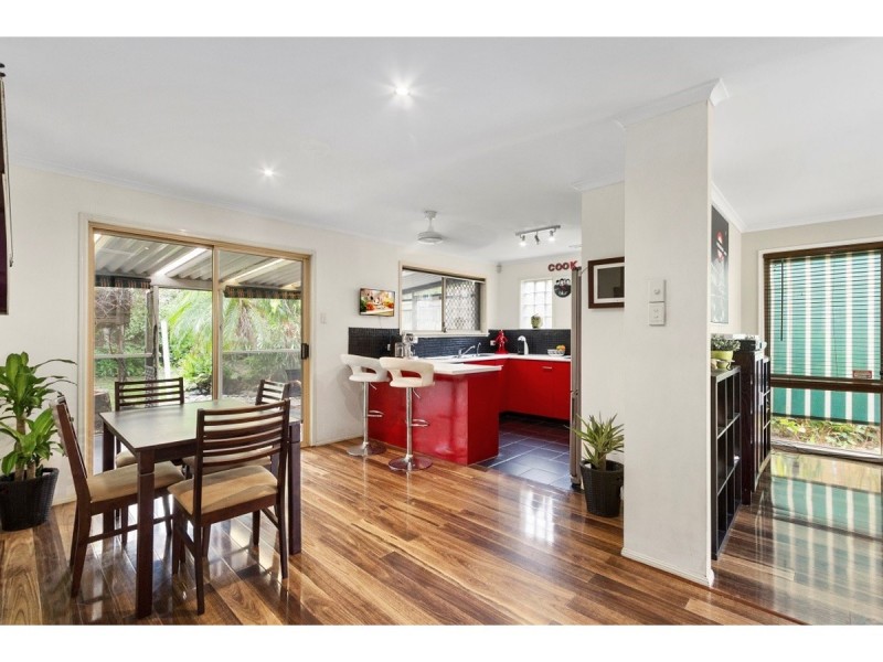 95 River Oak Drive, Helensvale QLD 4212