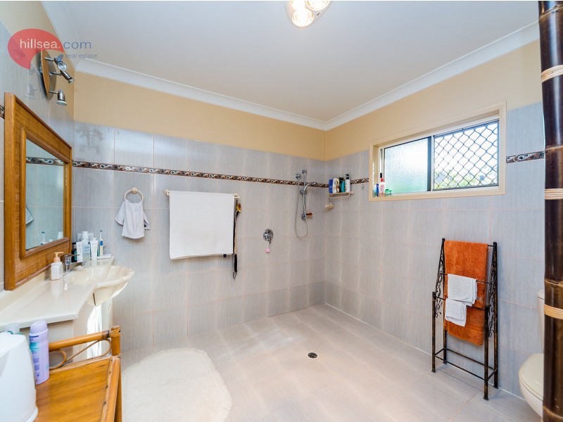 37 Gwydir Court, Helensvale QLD 4212