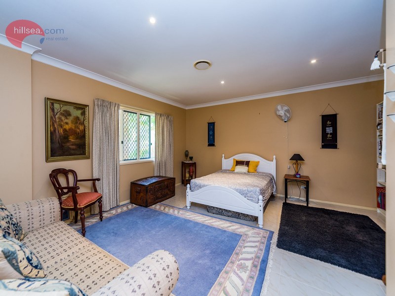 37 Gwydir Court, Helensvale QLD 4212