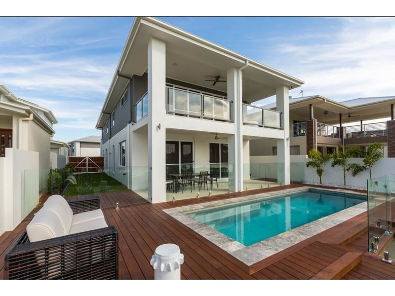 24 Northview Street, Hope Island QLD 4212