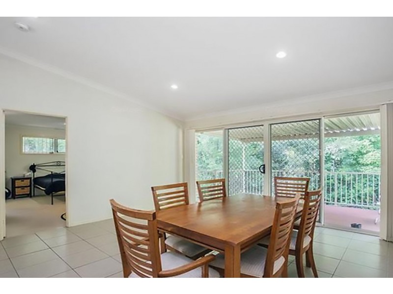 94 Roberts Drive, Maudsland QLD 4210