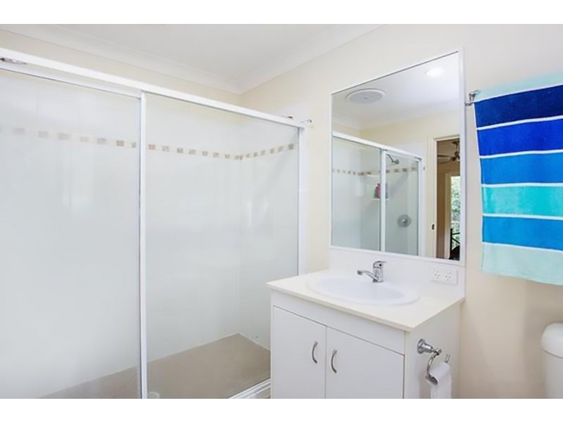 94 Roberts Drive, Maudsland QLD 4210