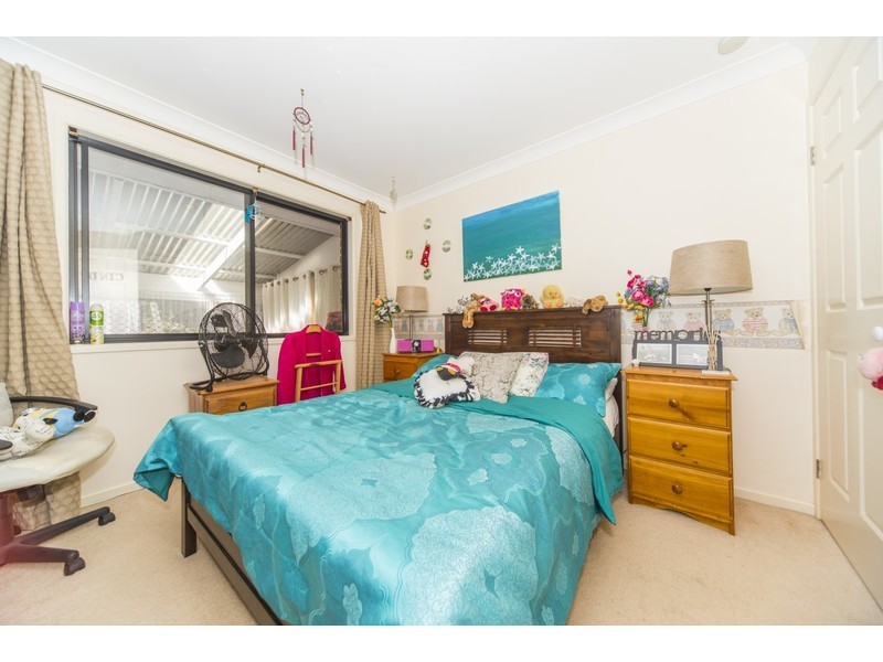 14 Avon Court, Pacific Pines QLD 4211