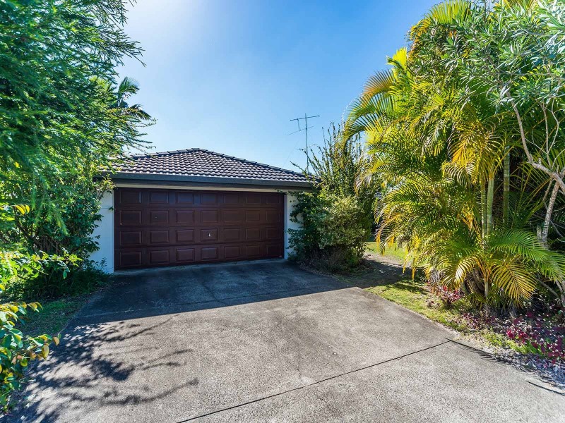 6 Lachlan Court, Helensvale QLD 4212