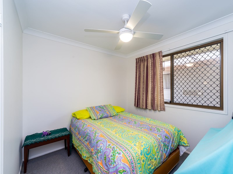 6 Tocumwal Court, Helensvale QLD 4212