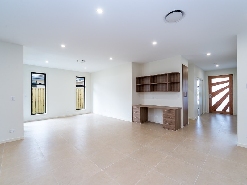4 Laurel Drive, Helensvale QLD 4212