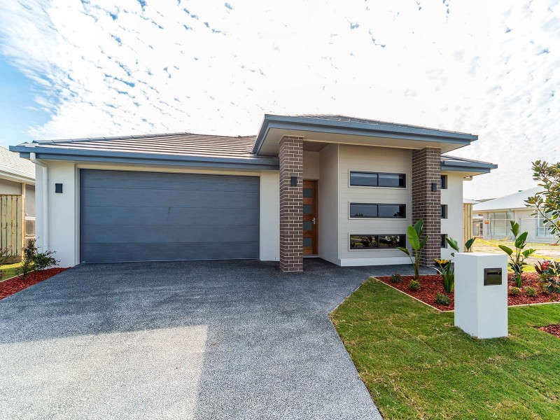 6 Laurel Drive, Helensvale QLD 4212