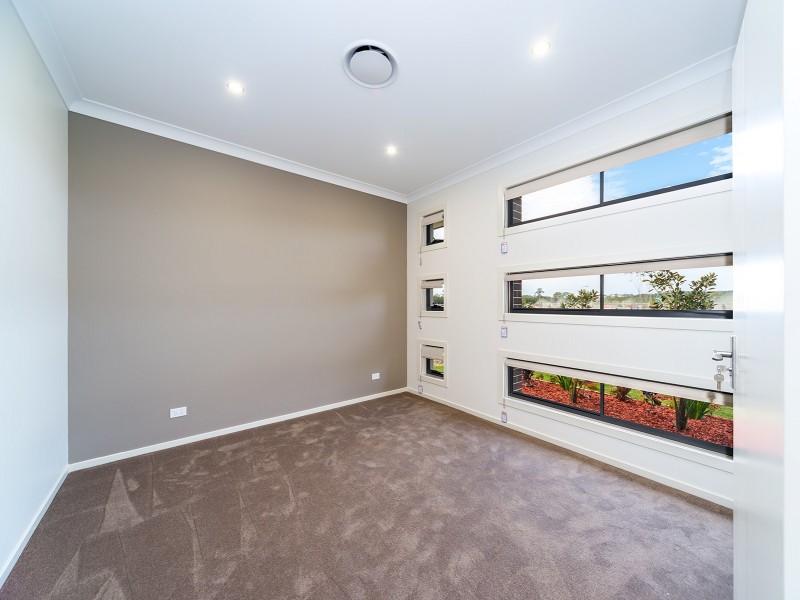 6 Laurel Drive, Helensvale QLD 4212